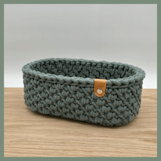 Dekokorb oval mit Holzboden mit Gänsefüßchen Muster